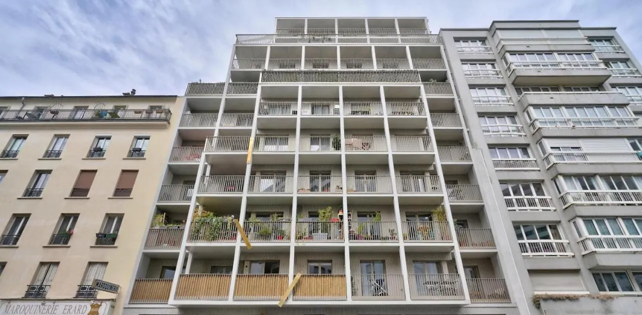 Studio Located Between Bastille And Nation